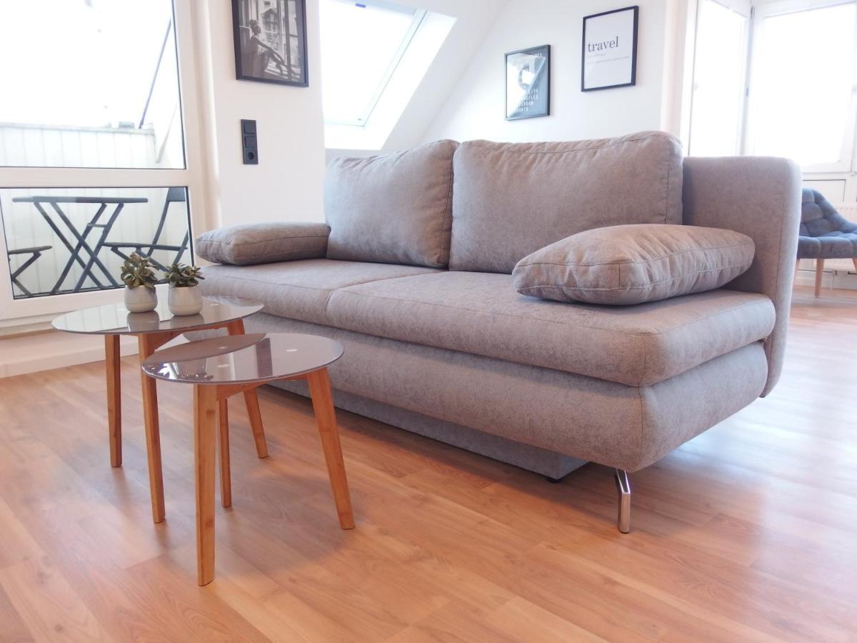 Deluxe Messe Flughafen Appartement *